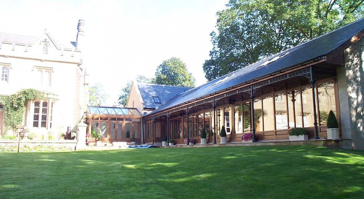 Bespoke pool buildings